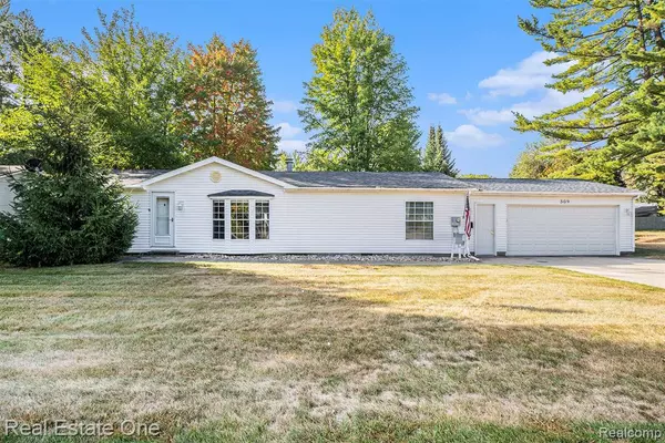 309 W 5th Street, Gladwin, MI 48624