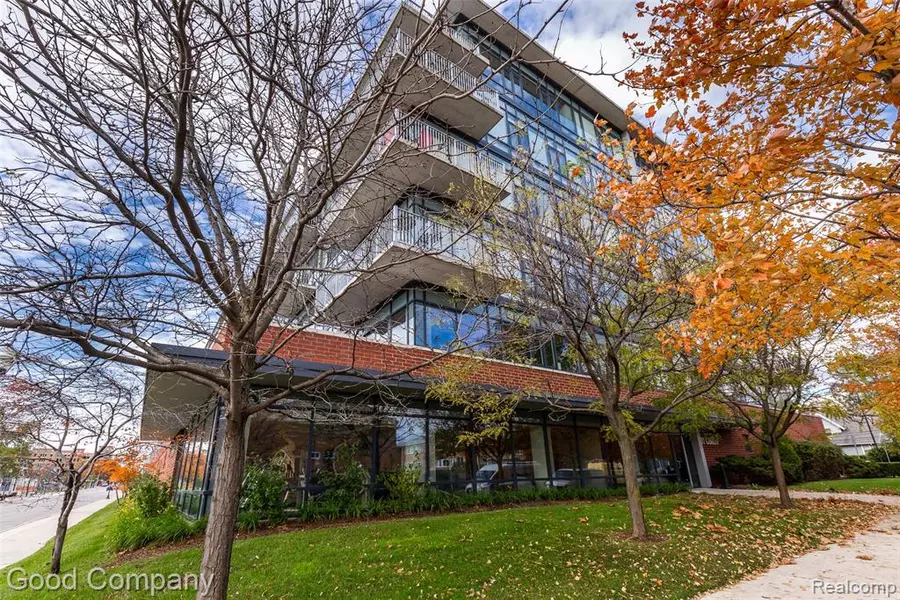 101 Curry Avenue, Royal Oak, MI 48067