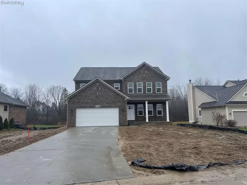 2251 Village Woods Drive, Grand Blanc, MI 48439