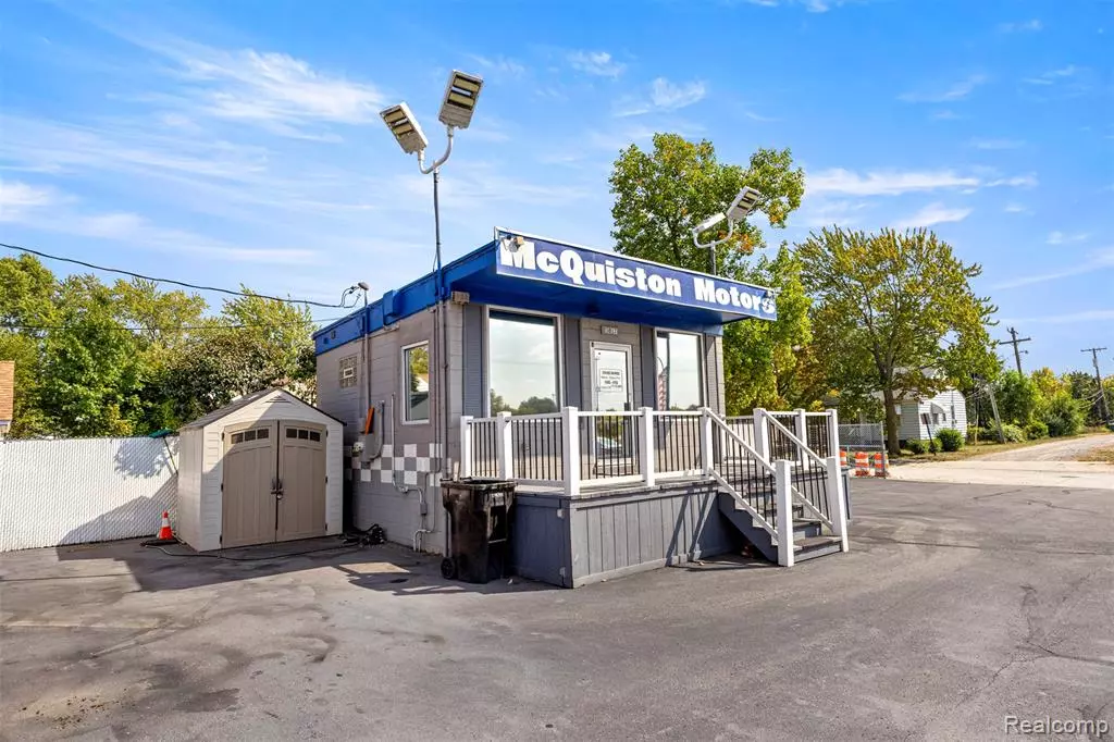 Wyandotte, MI 48192,3017 Fort Street