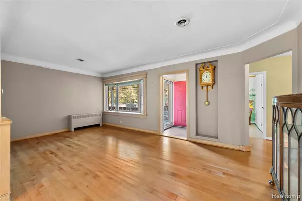 Royal Oak, MI 48073,436 Girard Avenue