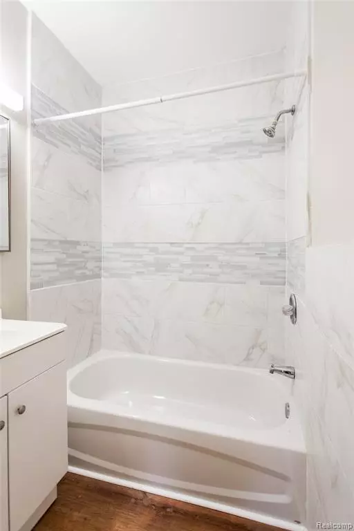 Detroit, MI 48224,4383 Bedford street