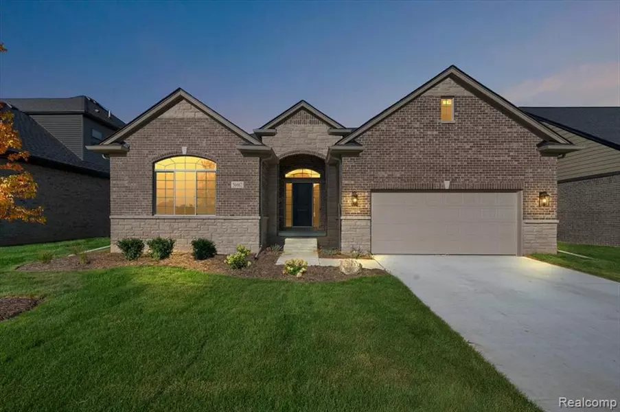 56667 Via Bellano, Macomb, MI 48042