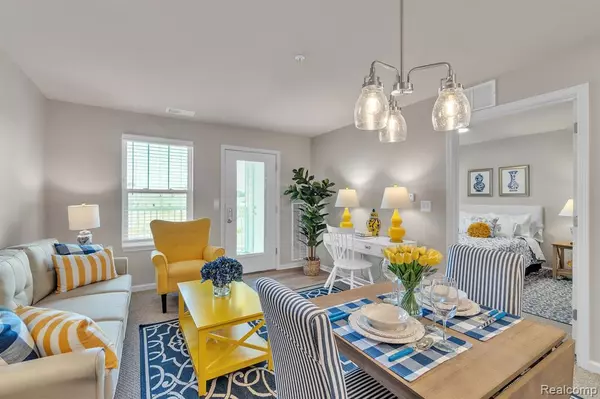 Bloomfield Hills, MI 48302,1957 S TELEGRAPH Road