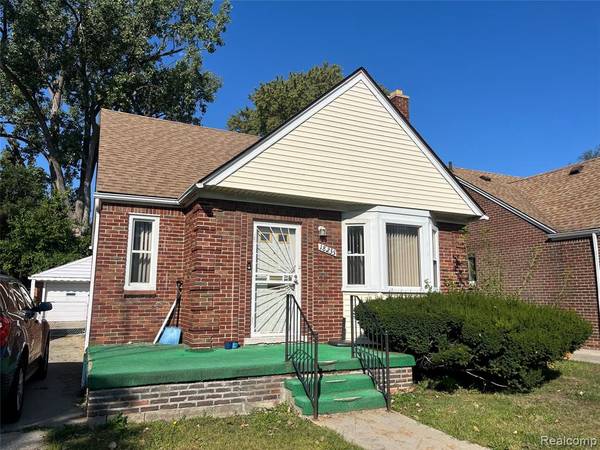 18235 Tracey Street, Detroit, MI 48235