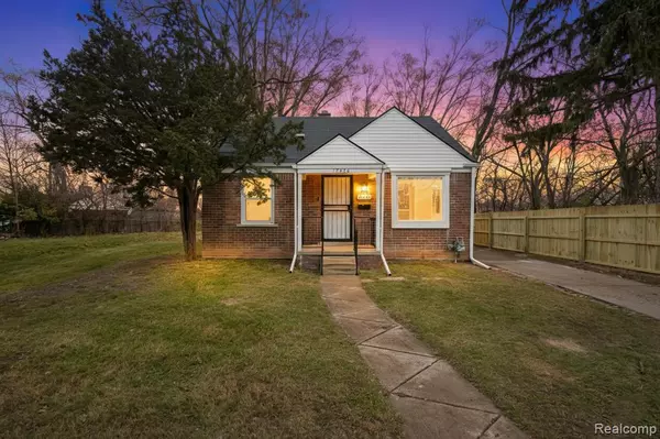 17326 Kentfield Street, Detroit, MI 48219