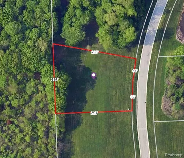 Grand Blanc, MI 48439,16637 Kings Fairway Lane