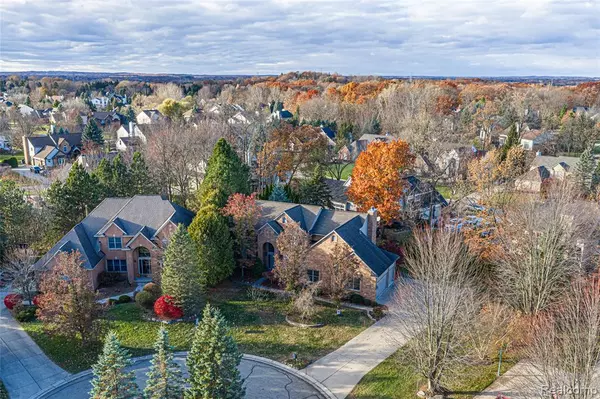 Lake Orion, MI,3904 KAELEAF Road