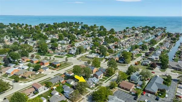 Saint Clair Shores, MI 48081,22317 Bon Heur Street