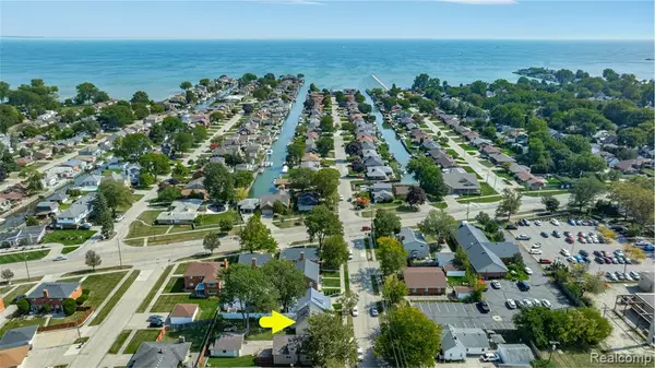 Saint Clair Shores, MI 48081,22317 Bon Heur Street