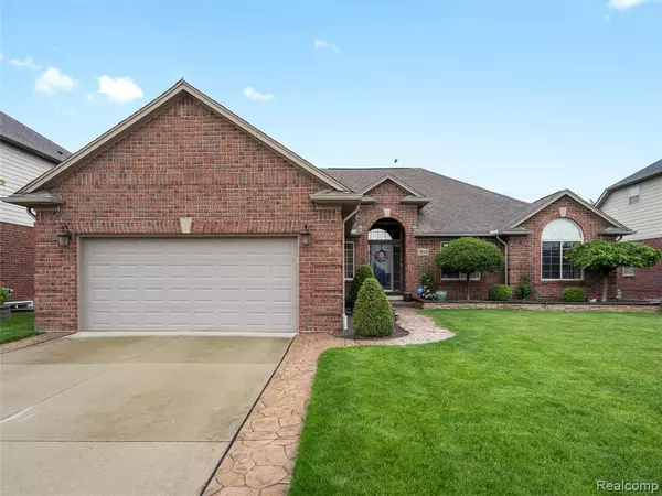 50318 Greycoat Lane, Macomb, MI 48044