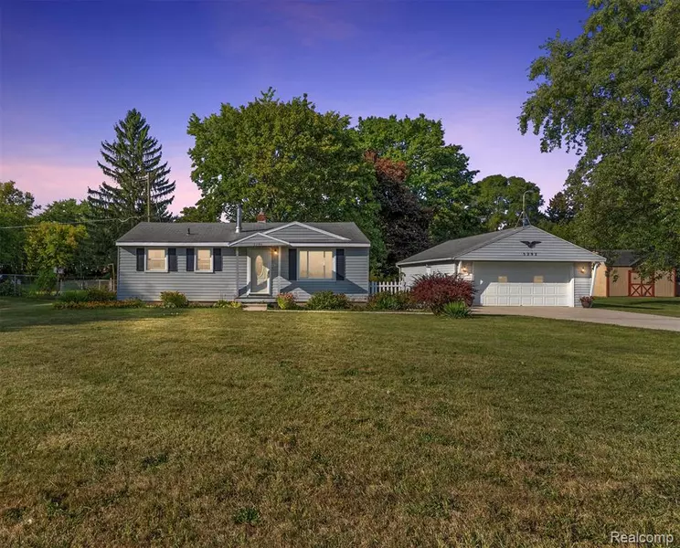 5292 Maple Avenue, Swartz Creek, MI 48473