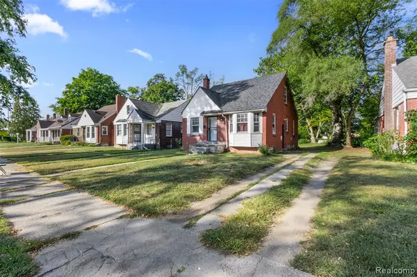 Detroit, MI 48219,19177 Stahelin Avenue