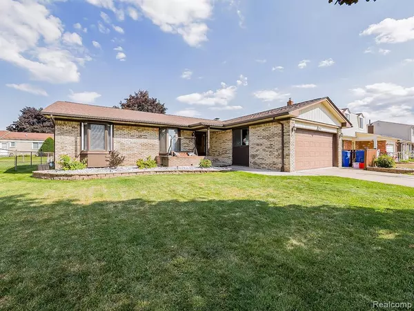 Warren, MI 48092,29202 W Nottingham Circle