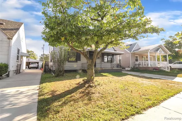 Dearborn Heights, MI 48125,25719 Colgate Street