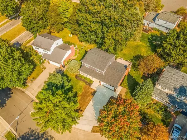 Saline, MI 48176,367 Pleasant Ridge Court