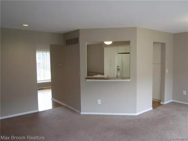 West Bloomfield, MI,6342 ASPEN RIDGE Boulevard