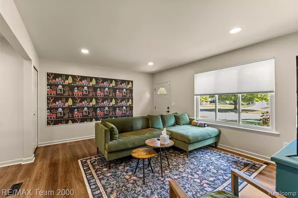 Canton, MI 48187,7085 London Court