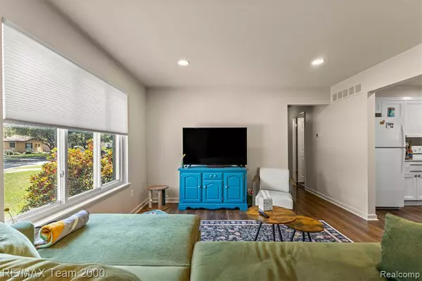 Canton, MI 48187,7085 London Court