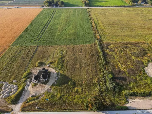 Armada, MI,17428 Gilmore Road