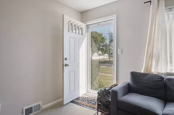 Madison Heights, MI 48071,26465 Couzens Avenue