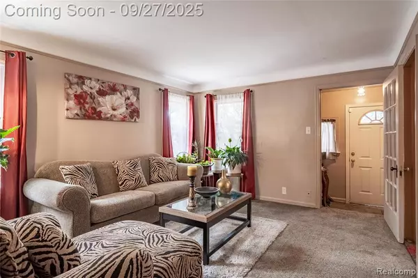 Eastpointe, MI 48021,15634 Chestnut Avenue