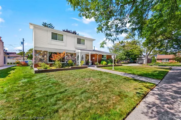Dearborn Heights, MI 48127,741 Berwyn Street