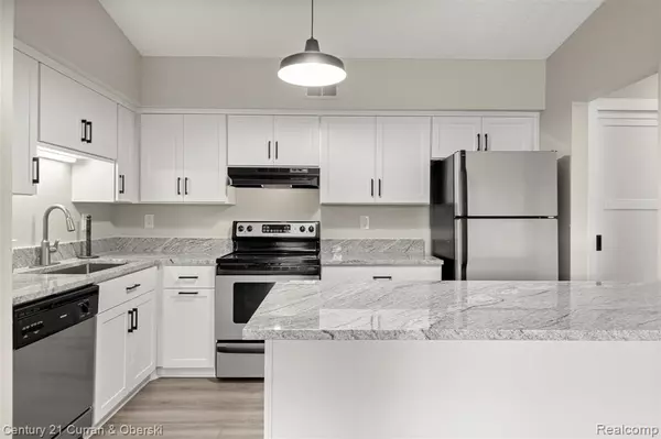 Plymouth, MI 48170,331 Pinewood Circle