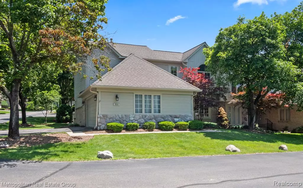 Northville, MI 48168,211 Saint Lawrence Boulevard