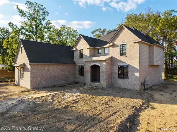 Rochester Hills, MI 48307,1051 E Avon Road