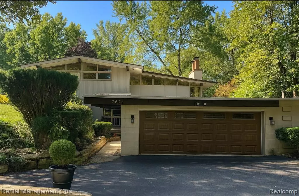 Canton, MI 48187,7621 Thornwood Street