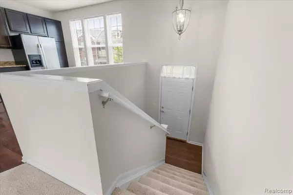 Novi, MI,44511 Ellery Lane