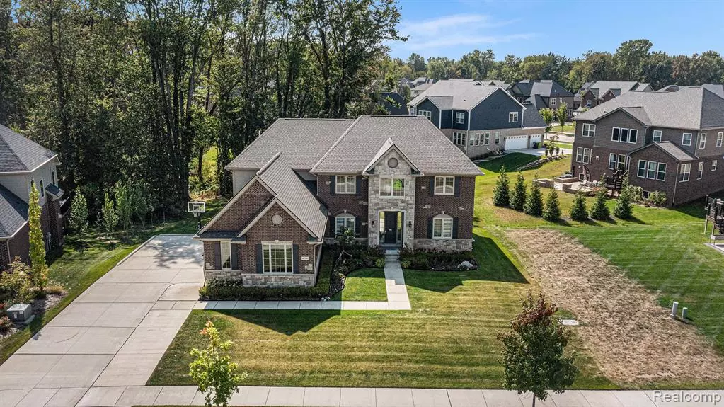 47541 Villa Terrace Court, Novi, MI