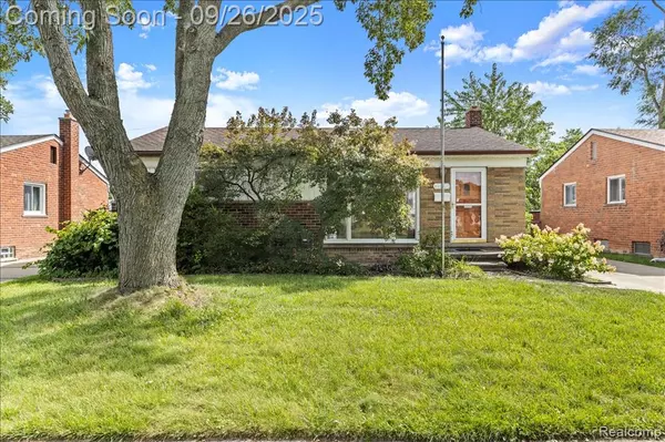 32047 Anita Drive, Westland, MI