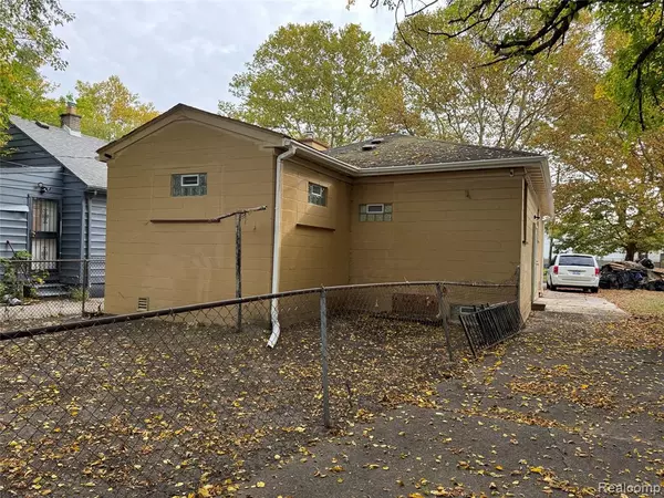 Detroit, MI 48234,20015 Lumpkin Street