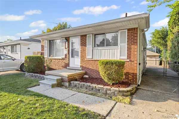 Warren, MI 48093,8475 Farnum Avenue