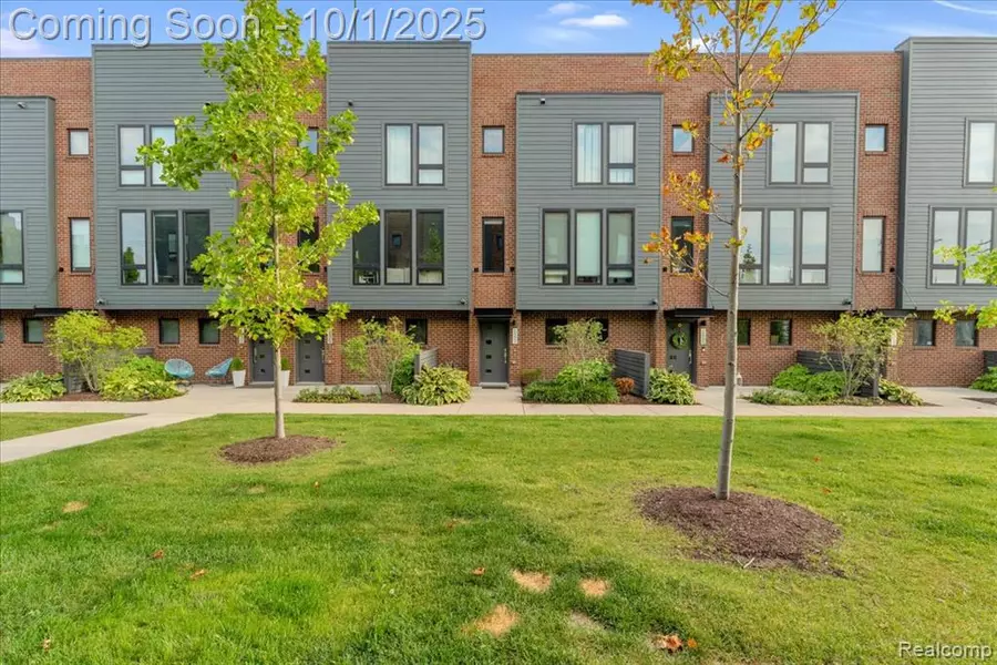 1537 W Fisher, Detroit, MI 48216
