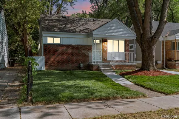 19460 Burgess, Detroit, MI 48219