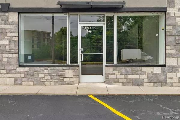 Waterford, MI 48328,2701 Elizabeth Lake, Suite 200