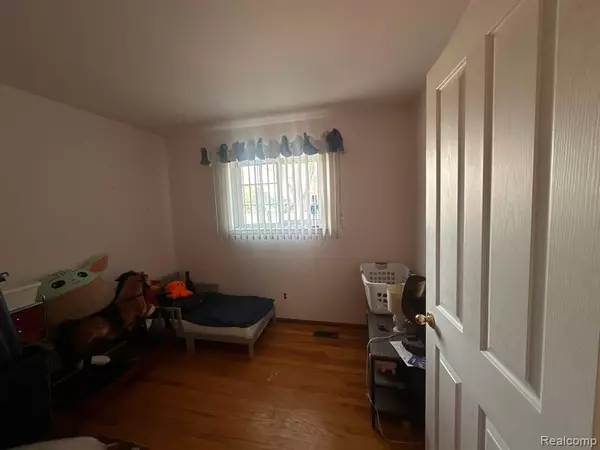 Sterling Heights, MI 48313,11406 Plumridge Boulevard