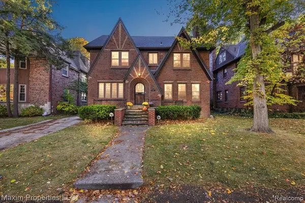 18214 Parkside Street, Detroit, MI 48221