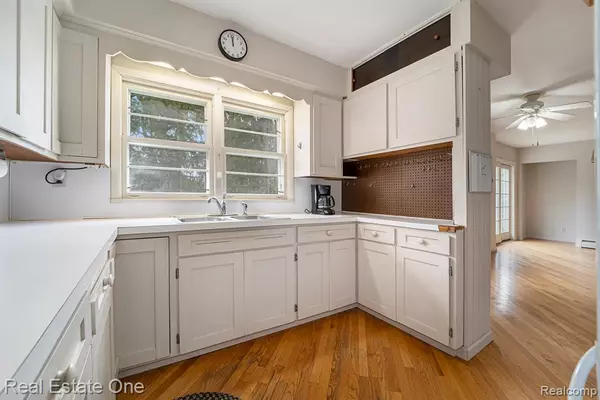 Rochester, MI 48306,1800 Silverbell Road