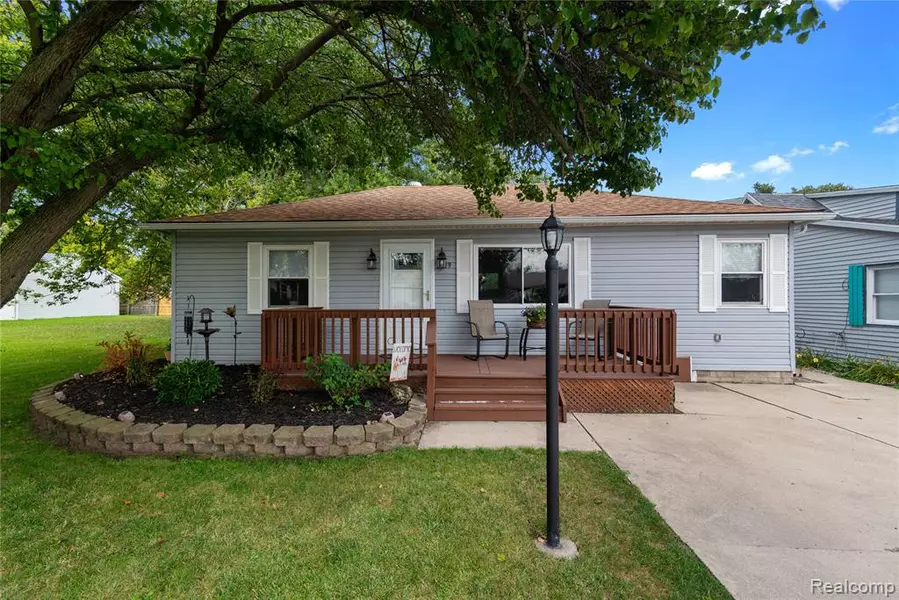 3119 Lakeview Street, Monroe, MI 48162
