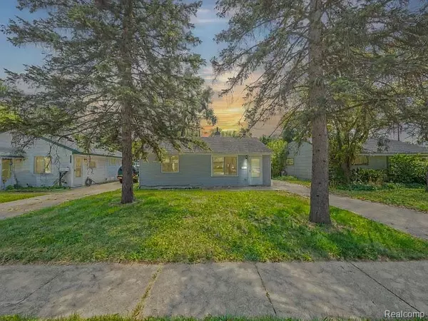 217 W Ypsilanti Avenue, Pontiac, MI 48340