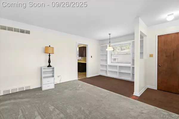 Livonia, MI 48150,30720 Hathaway Street