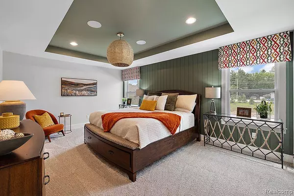 Shelby, MI 48315,13834 EAGLES WAY Drive