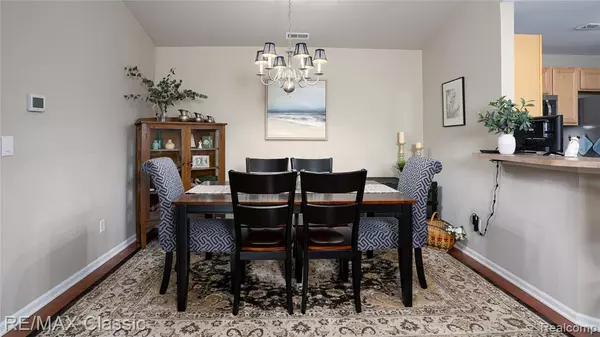 Commerce Twp, MI 48390,27202 Chesapeake Circle