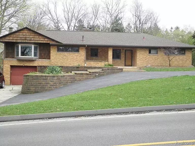 Ann Arbor, MI 48103,2136 Newport Road