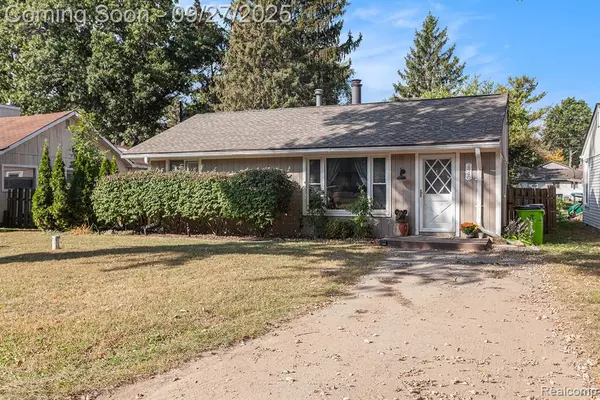 West Bloomfield, MI 48324,2440 Rolandale ST