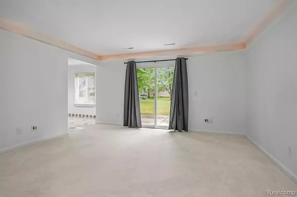 Howell, MI 48843,515 W Highland Road